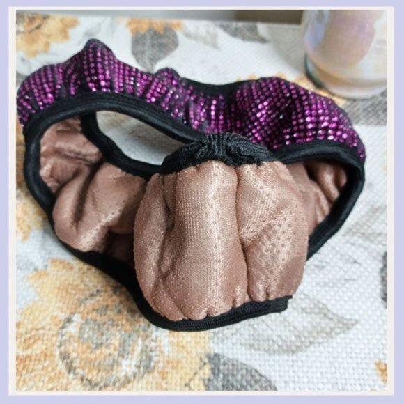 Dark Pink Bling Cloth Steering Wheel Cover, Steering Wheel Cover, Auto Accessory - Picture 3 of 5